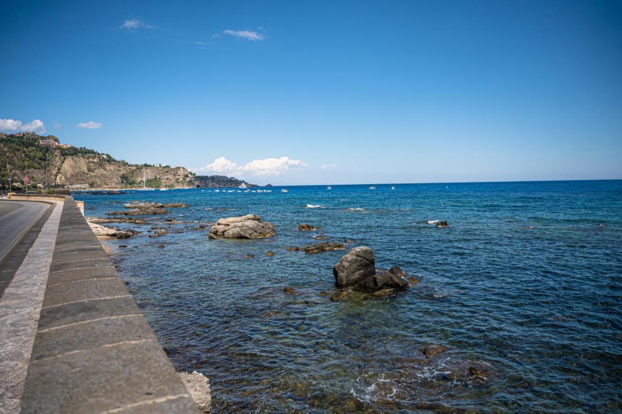 Villa La Casetta Azzurra Naxos à Giardini-Naxos Extérieur photo